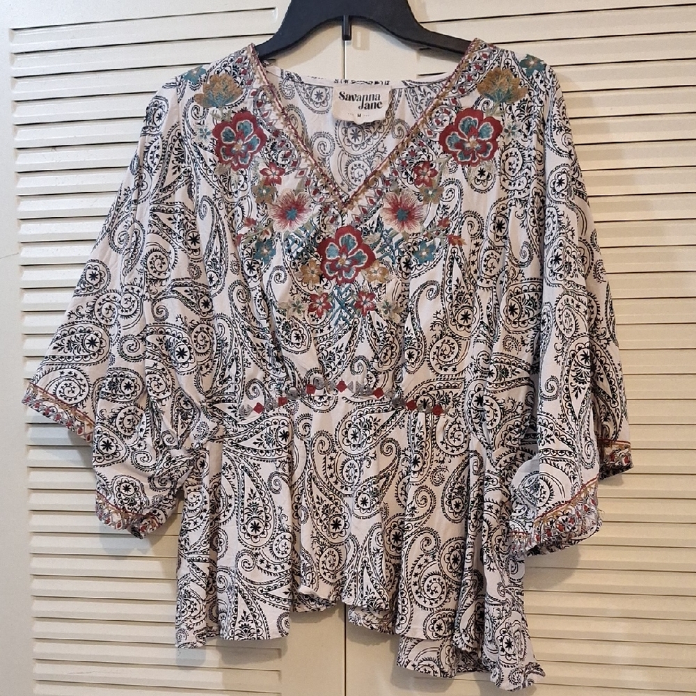 Savanna Jane Women's Floral Paisley and Embroidered Top